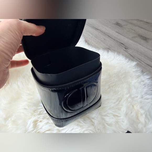 Dior ALL Black Patent Pleather Train Case NEW in original box Zipper pull SEALED - Picture 11 of 15